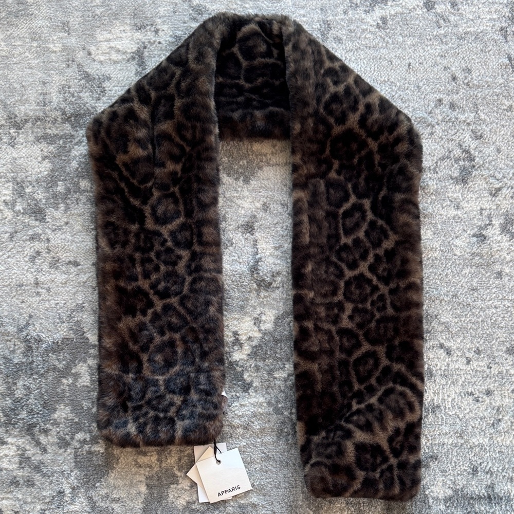 NWT Apparis Brown Leopard scarf Faux Fur